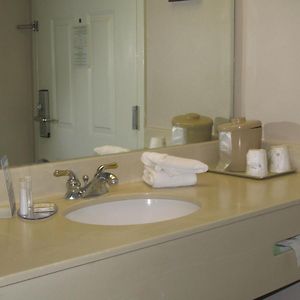 Deluxe Double Room Two Double Beds Non-Smoking